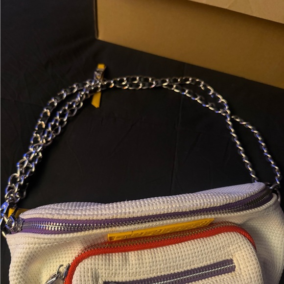 Steve Madden White and Purple BeltBag with Red Accents - Picture 4 of 8